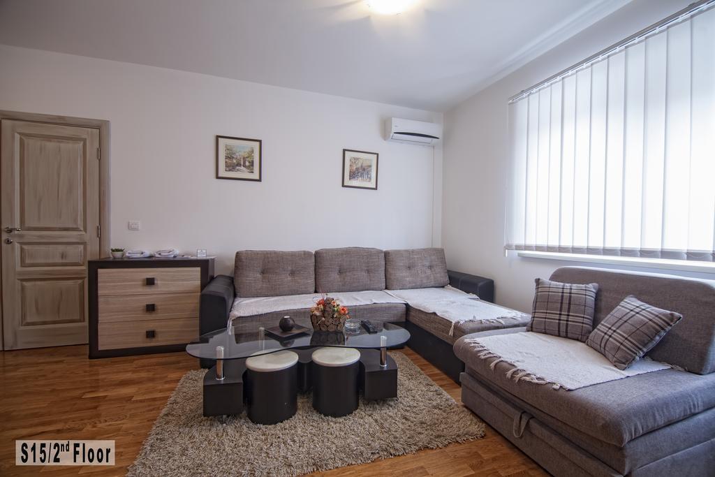 Sisarka Apartmani ซลาตีบอร์ ภายนอก รูปภาพ