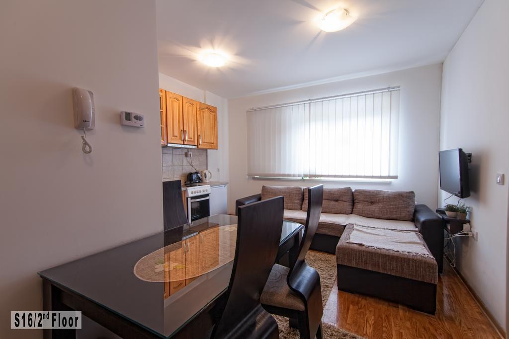 Sisarka Apartmani ซลาตีบอร์ ภายนอก รูปภาพ