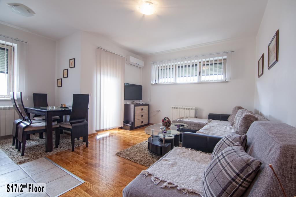 Sisarka Apartmani ซลาตีบอร์ ภายนอก รูปภาพ