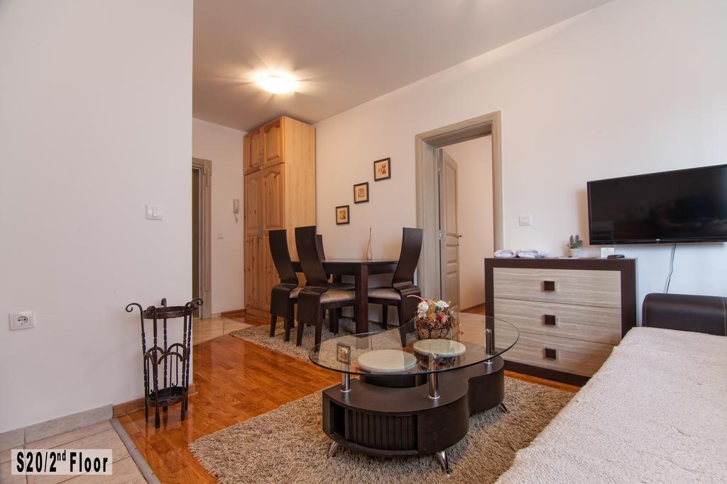 Sisarka Apartmani ซลาตีบอร์ ภายนอก รูปภาพ