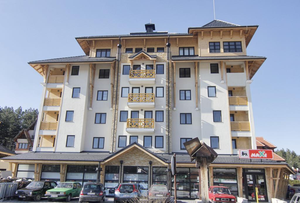 Sisarka Apartmani ซลาตีบอร์ ภายนอก รูปภาพ