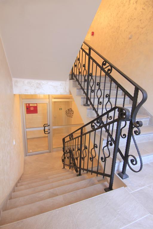 Sisarka Apartmani ซลาตีบอร์ ภายนอก รูปภาพ